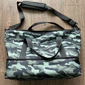 Lo & Sons Catalina Deluxe Bag - Small